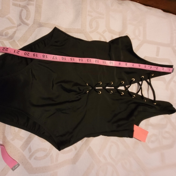 Uncommon sense one piece black swimsuit medium - Picture 4 of 5